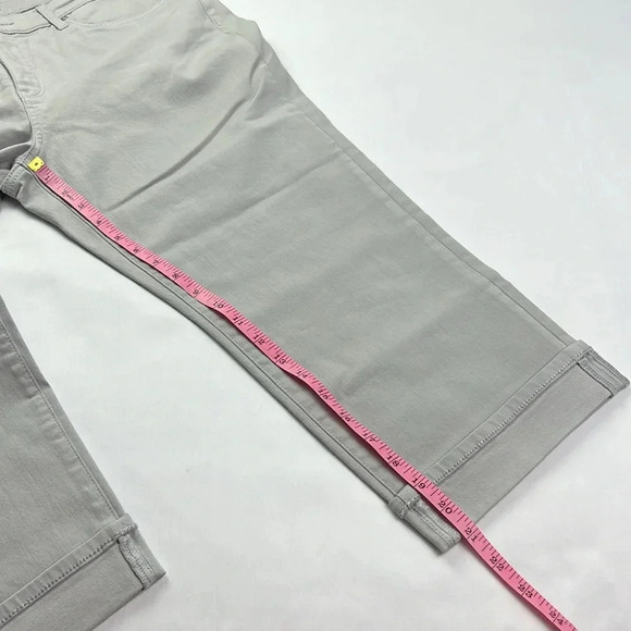 NYDJ Women’s 12 Marilyn Crop Cool Embrace Lift x Tuck Technology Capri Jean - Picture 11 of 12